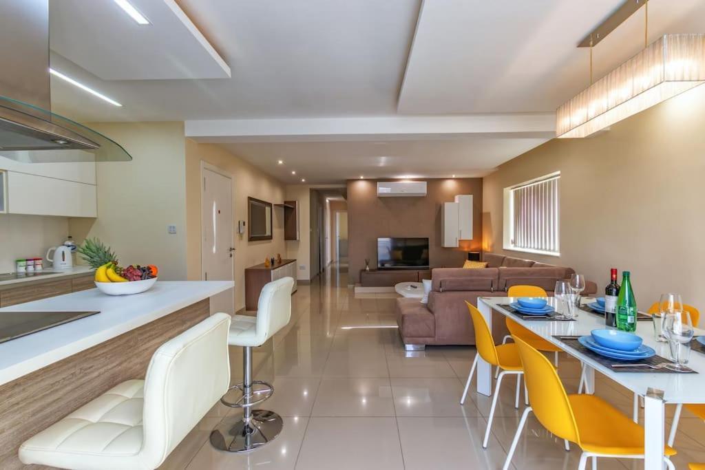 Modern 3 Bedroom Apartment Close To Paceville And Beach Is-Swieqi 외부 사진