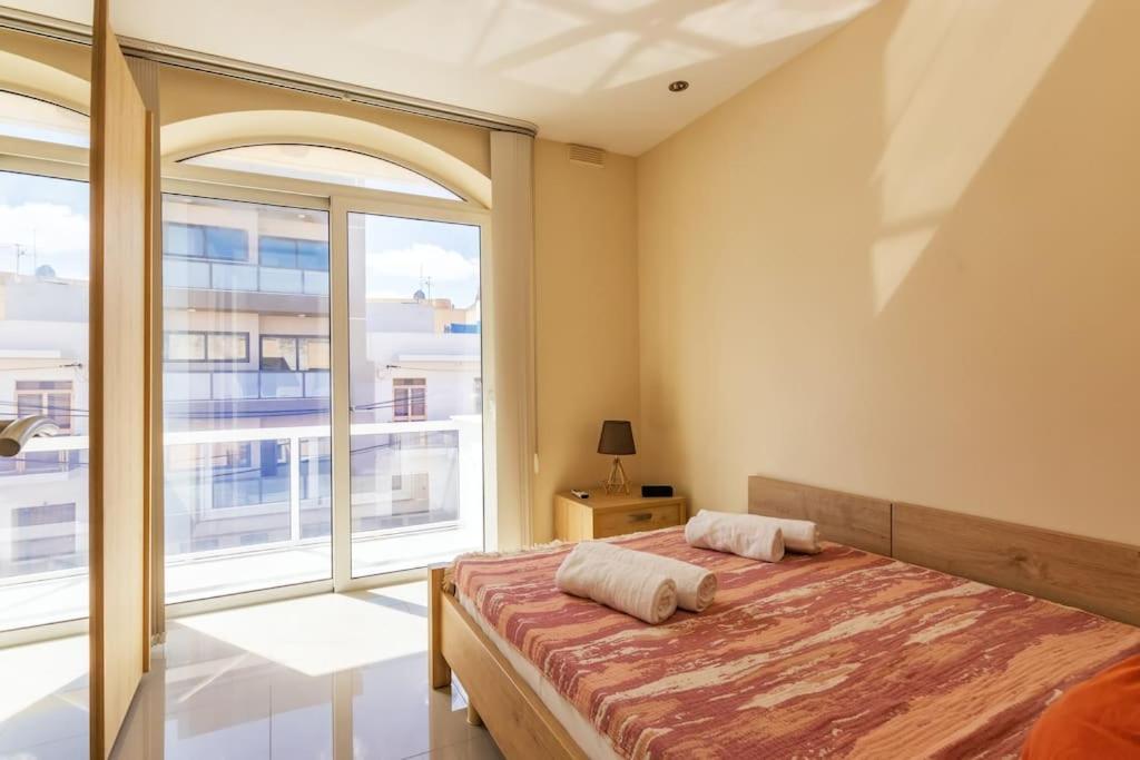 Modern 3 Bedroom Apartment Close To Paceville And Beach Is-Swieqi 외부 사진